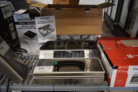 BRAND NEW SCRATCH AND DENT! Vacpak-it 186UVME12SS Stainless Steel Commercial Countertop External Vacuum Sealer w/ 12" Seal Bar. 120 Volts, 1 Phase. Tested and Working!