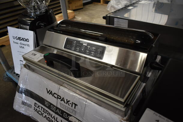 BRAND NEW SCRATCH AND DENT! Vacpak-it 186UVME12SS Stainless Steel Commercial Countertop External Vacuum Sealer w/ 12" Seal Bar. 120 Volts, 1 Phase. Tested and Working! - Image 3 of 7