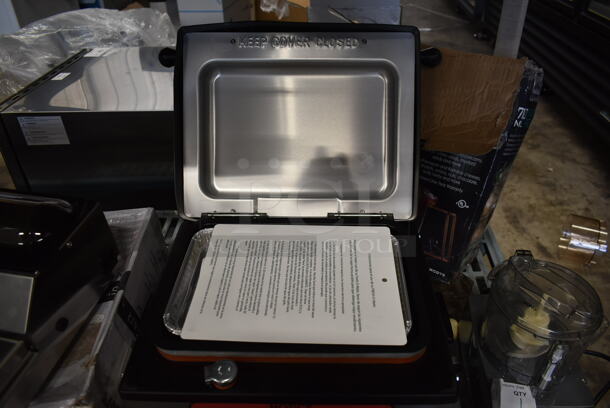 BRAND NEW SCRATCH AND DENT! 2023 NEmco 6625B Stainless Steel Commercial Countertop Fresh-o-matic Steamer. 120 Volts, 1 Phase. Tested and Working! - Image 4 of 7