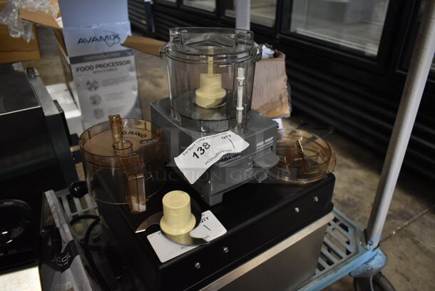 BRAND NEW SCRATCH AND DENT! Waring WCG75/WCG750 Metal Commercial Countertop Food Processor w/ Bowl, Lidl and 2 S Blades. 120 Volts, 1 Phase. Tested and Working! - Image 2 of 7