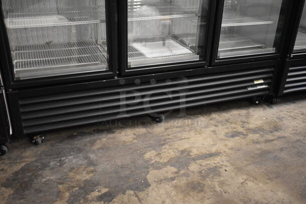 2016 True GDM-72F-HC-TSL01 ENERGY STAR Metal Commercial 3 Door Reach In Freezer Merchandiser w/ Poly Coated Racks on Commercial Casters. 115/208-230 Volts, 1 Phase. - Image 4 of 9