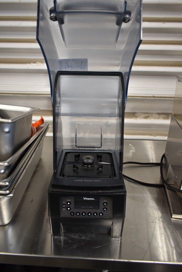 2018 Vita-Mix VM0145 Metal Commercial Countertop Blender Base w/ Poly Hinge Cover. 120 Volts, 1 Phase. Tested and Working! - Image 4 of 6