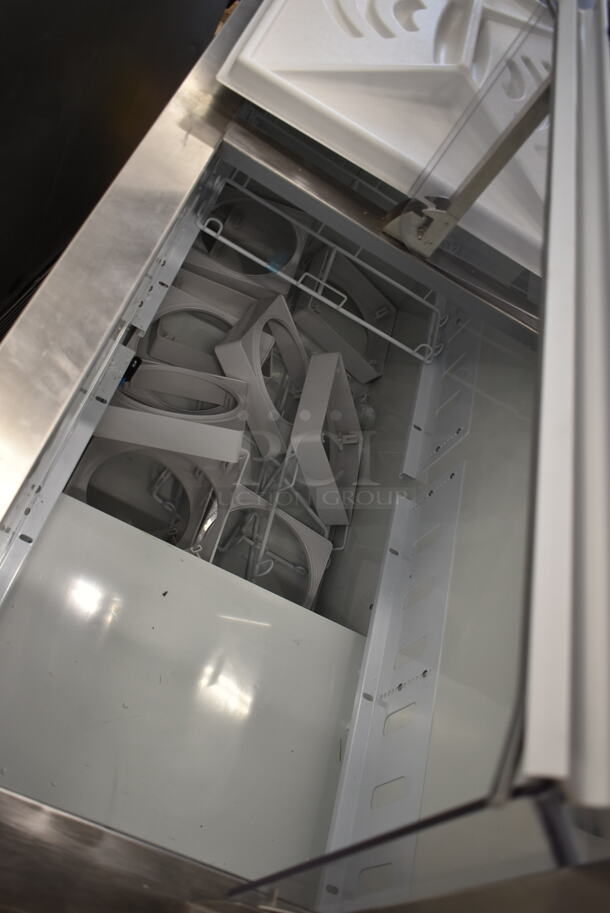 BRAND NEW SCRATCH AND DENT! Avantco Stainless Steel Commercial Ice Cream Dipping Cabinet w/ Poly Bucket Collars. 115 Volts, 1 Phase. Tested and Working! - Image 6 of 6