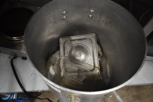 Metal Stock Pot w/ Handles. - Image 3 of 3