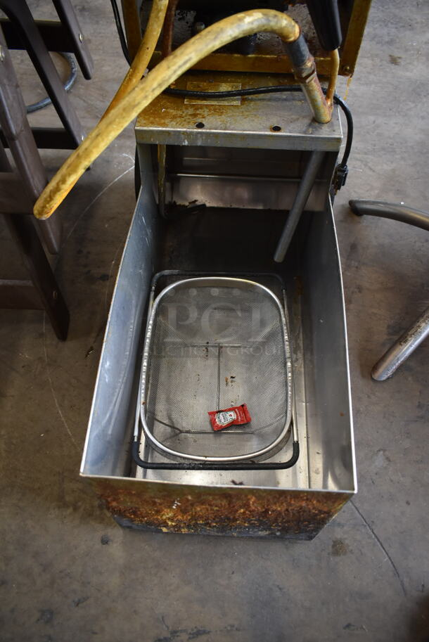 Miroil Metal Commercial Fryer Oil Filtration System on Casters. - Image 5 of 10