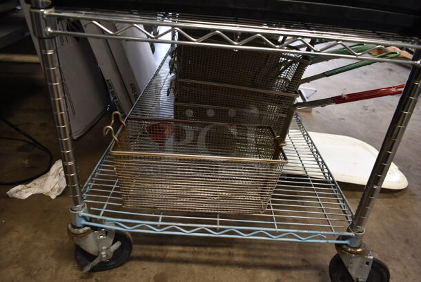 ALL ONE MONEY! Tier Lot of 22 Metal Fry Baskets, Metal Piece and Poly Piece. - Image 5 of 5