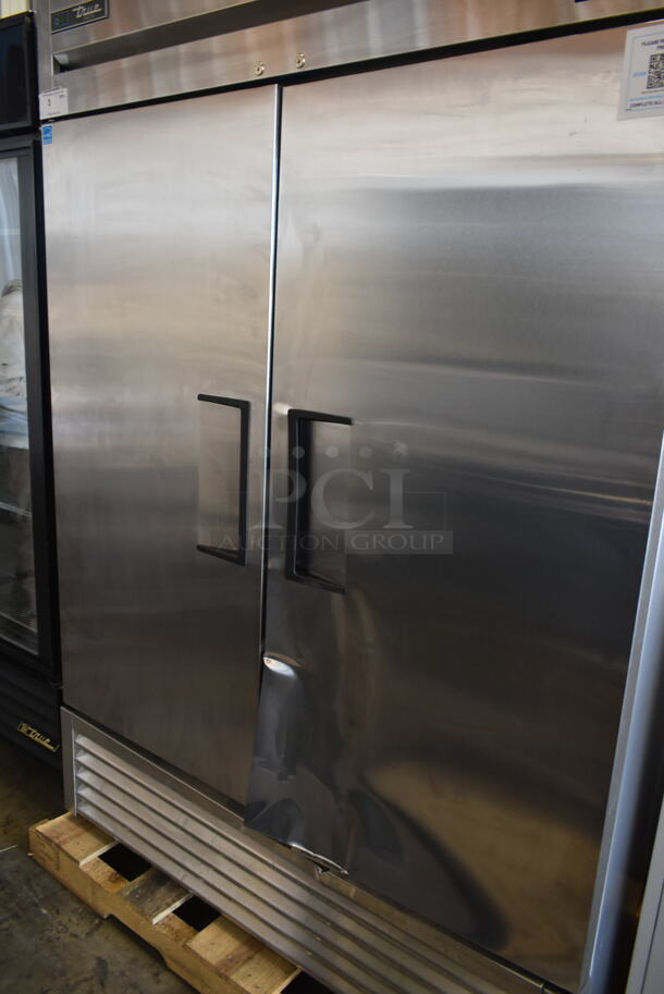 BRAND NEW SCRATCH AND DENT! 2023 True T-49F-HC ENERGY STAR Stainless Steel Commercial 2 Door Reach In Freezer w/ Poly Coated Racks. 115 Volts, 1 Phase. Tested and Working! - Image 3 of 10