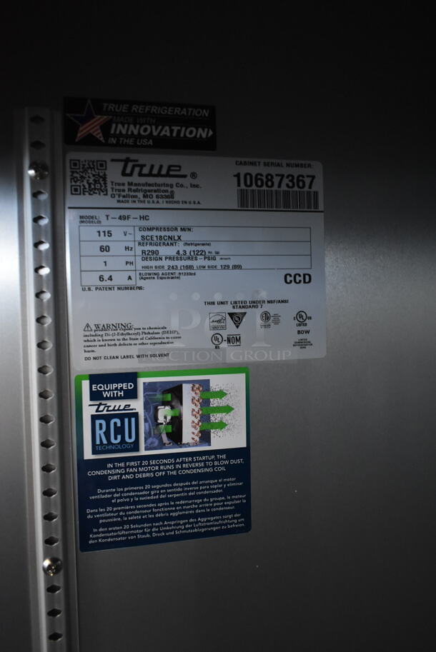 BRAND NEW SCRATCH AND DENT! 2023 True T-49F-HC ENERGY STAR Stainless Steel Commercial 2 Door Reach In Freezer w/ Poly Coated Racks. 115 Volts, 1 Phase. Tested and Working! - Image 9 of 10