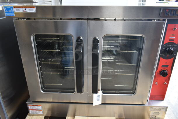 BRAND NEW SCRATCH AND DENT! Vulcan VC5GD-21D1Z Stainless Steel Commercial Propane Gas Powered Full Size Convection Oven w/ View Through Doors, Metal Oven Racks and Thermostatic Controls. Tested and Working! - Image 4 of 8