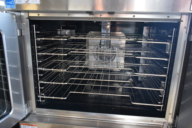 BRAND NEW SCRATCH AND DENT! Vulcan VC5GD-21D1Z Stainless Steel Commercial Propane Gas Powered Full Size Convection Oven w/ View Through Doors, Metal Oven Racks and Thermostatic Controls. Tested and Working! - Image 5 of 8