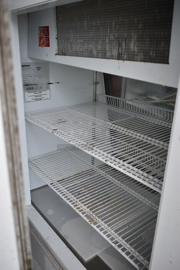 Master-Bilt FIP-40 Metal Commercial Deli Display Case Merchandiser. 115/208-230 Volts, 1 Phase. Tested and Powers On But Does Not Get Cold - Image 6 of 7