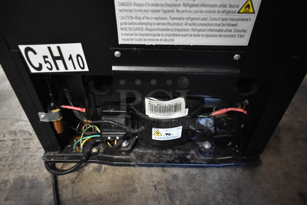 Danby DBC120BLS-3 Metal Mini Cooler Merchandiser. 115 Volts, 1 Phase. Tested and Working! - Image 4 of 4