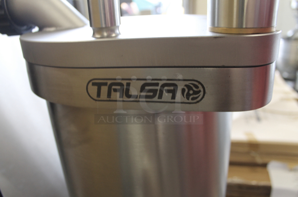 2021 Omcan F25S Stainless Steel Commercial Heavy Duty Hydraulic Sausage Stuffer. 208 Volts, 3 Phase.  - Image 4 of 5