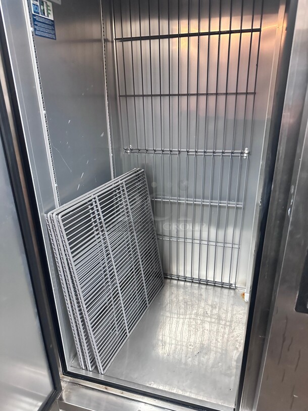 New True T-49F-HC 54 inch Two Section Reach In Freezer, (2) Solid Doors, 115v  - Image 5 of 7