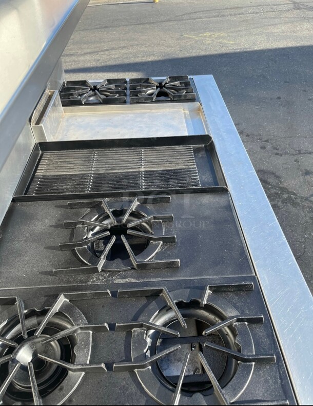 Commercial Dynasty 5 Burner Grill and Griddle 60 inch Gas Range  - Image 6 of 8