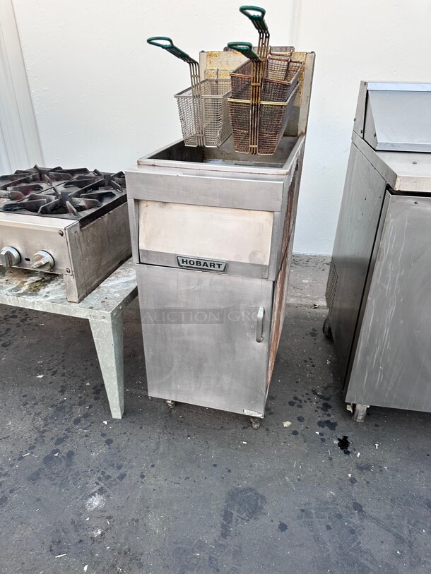 Hobart EFO-40 40lb. S/S 2 Basket Deep Fat Gas Fryer NSF - Image 2 of 5