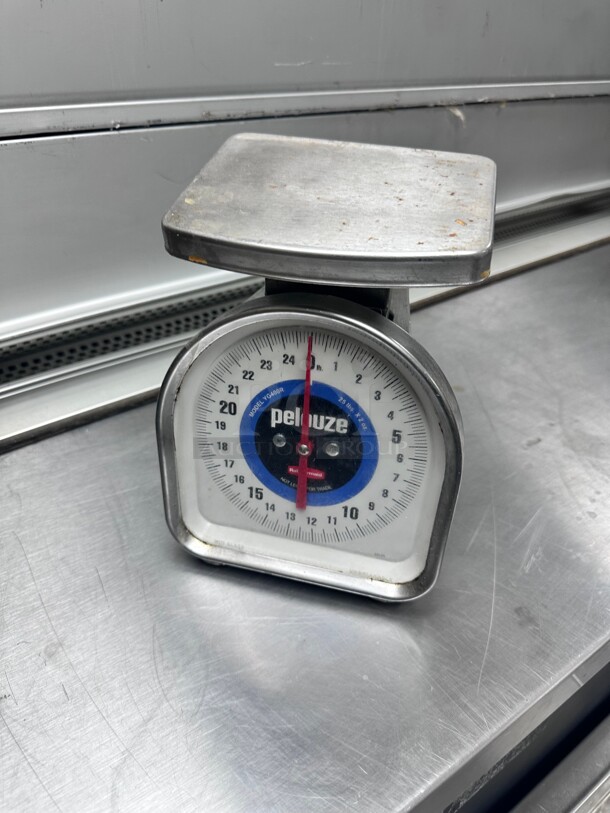 Working Pelouze YG400R 25 lb x 2oz Mechanical Dial Scale  rubbermaid - Image 1 of 7
