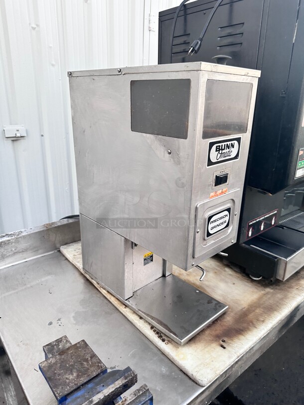 Bunn G9 Coffee Grinder, 2-Hoppers & Brewer Interface, Accepts Large Funnel - Image 6 of 7