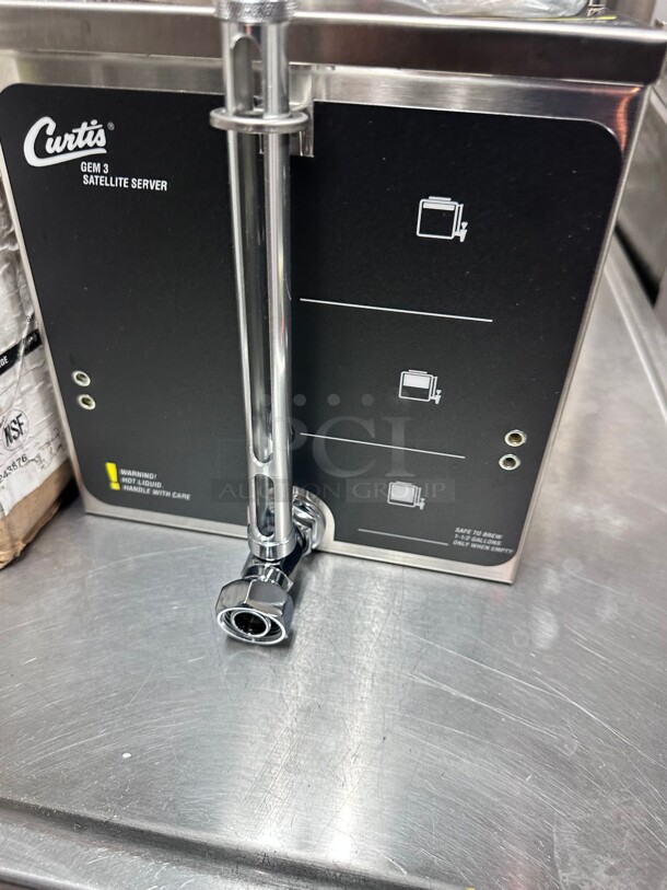 New Curtis GEM-3 1.5 Gallon Satellite Coffee Server - Image 3 of 6