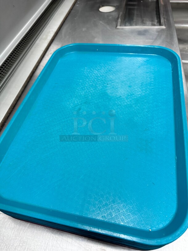 Cambro 1216FF Plastic Fast Food Tray - 16 L x 12W, Blac - Image 5 of 8