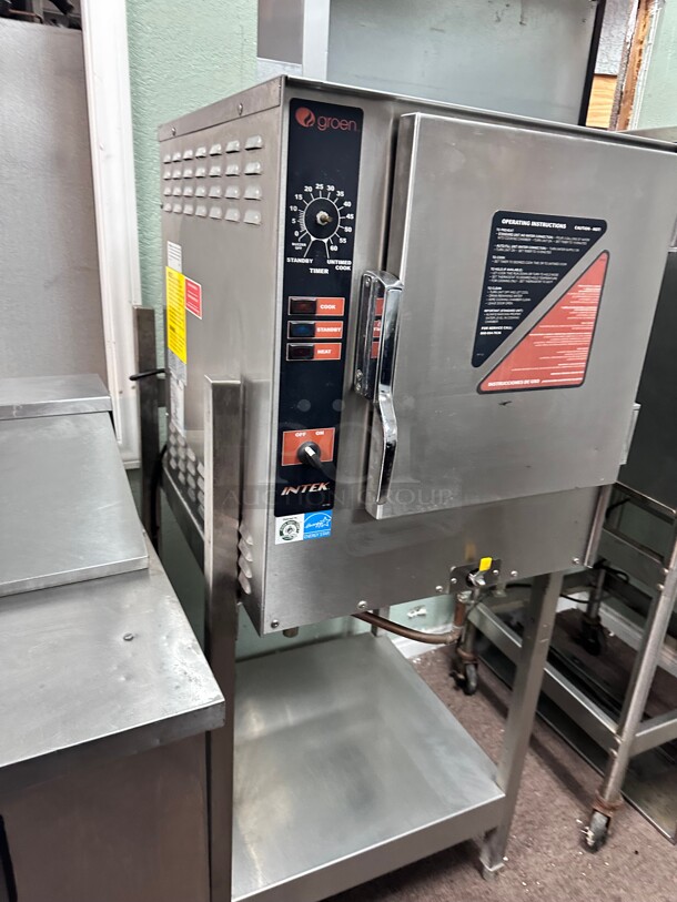 Late Model Groen XSG-5 Intek Gas Convection Steamer w/ 5 Pan Cap. & Reservoir Working  - Image 5 of 9