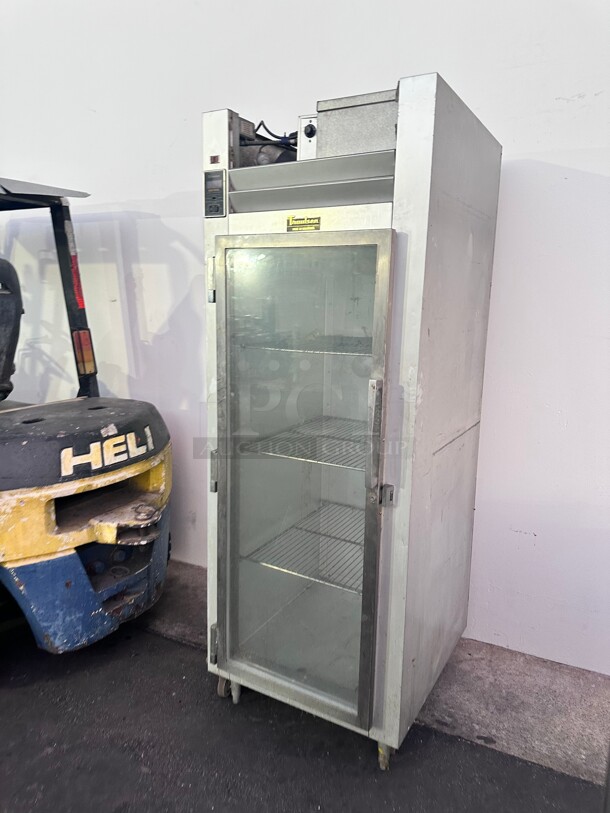 Traulsen G11010 29 inch One Section Reach In Refrigerator, (1) Left Hinge Glass Door, 115v - Image 6 of 8