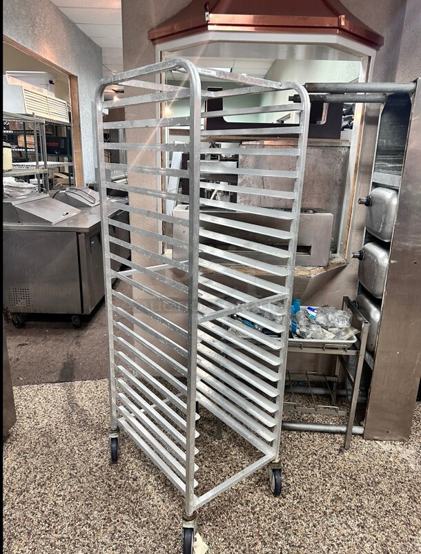 Commercial Standard All Welded Aluminum Pan Speed Rack Holds 20 Full Size Pan On casters - Image 1 of 4