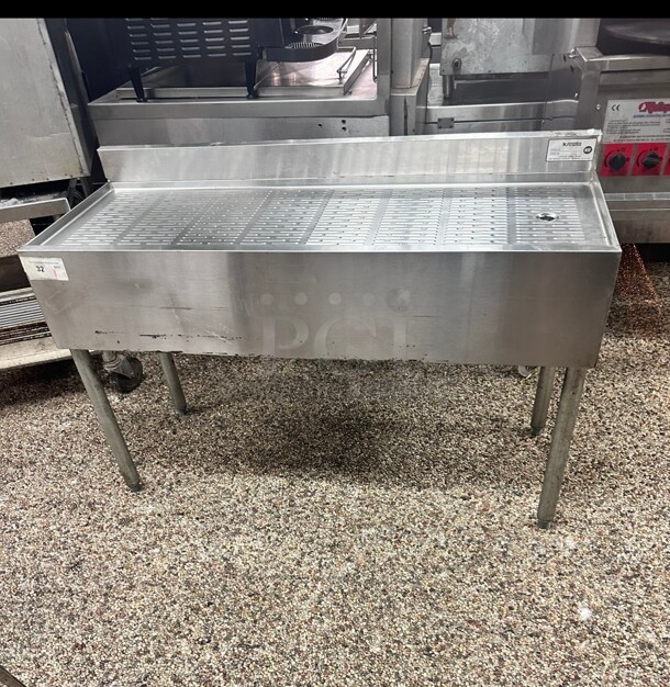 Krowne Royal Series 48 inch L x 24 inch D Standard Bar Drainboard - Image 4 of 5