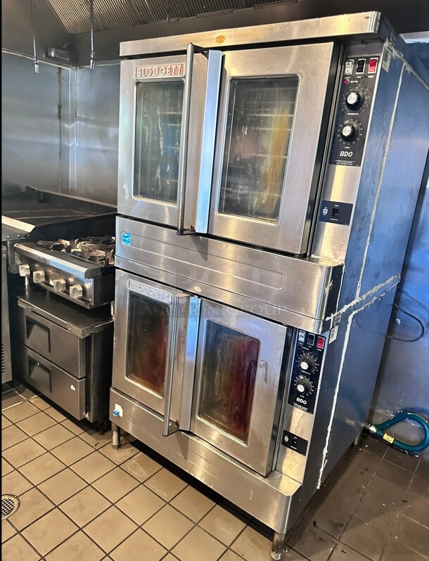 Late Model Blodgett ZEPH-100-G DBL Zephaire Double Full Size Gas Convection Oven - 100,000 BTU  - Image 3 of 7