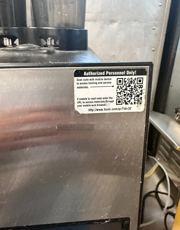 Late Model BUNN Espress Sure Tamp Auto Superautomatic Espresso Machine 220 Volt 1 phase Working With Milk Cooler - Image 6 of 6
