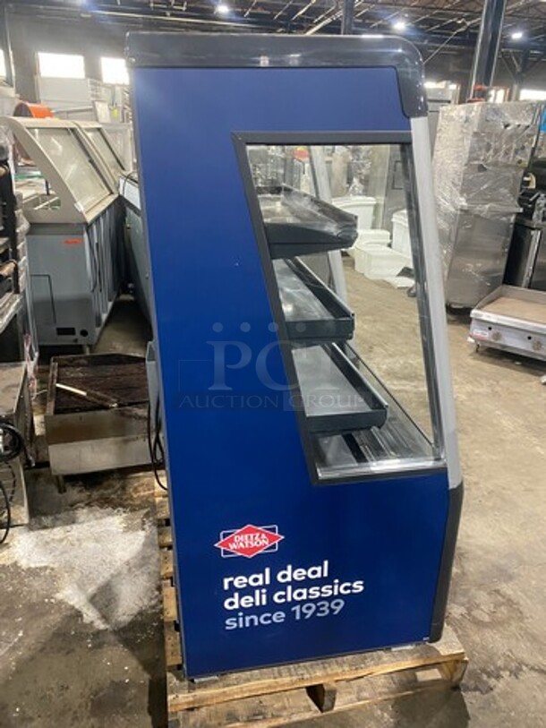 AHT Commercial Refrigerated Open Grab-N-Go Display Case! Model: ACWNAM SN: 80147500000270 110/120V 60HZ 1 Phase - Image 3 of 8