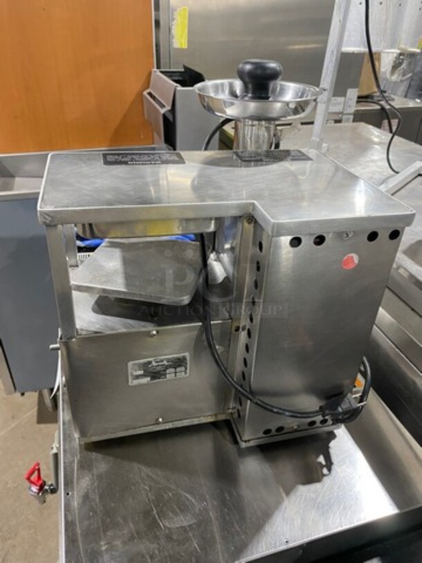 Norwalk Commercial Countertop Hydraulic Press Juicer! Stainless Steel! Model: 280SS SN: AL1869B 115/230/240V - Image 2 of 8