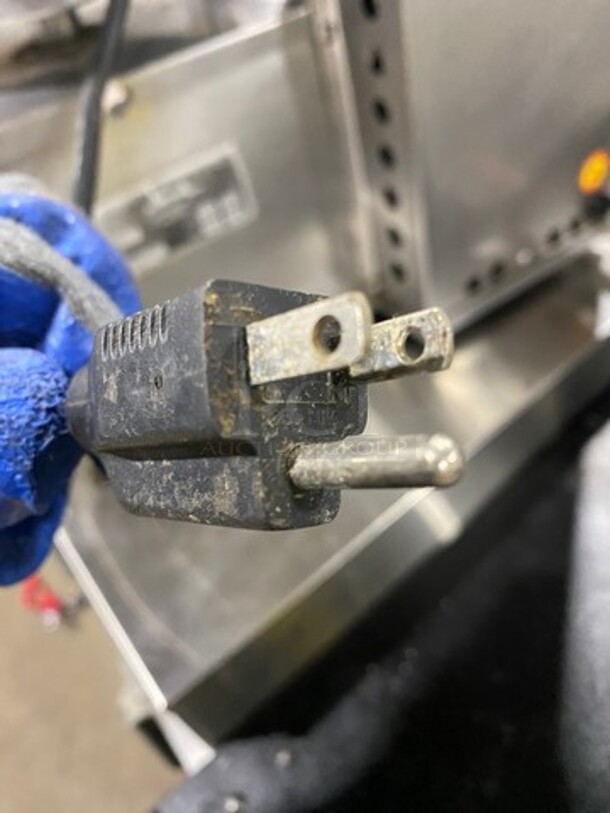 Norwalk Commercial Countertop Hydraulic Press Juicer! Stainless Steel! Model: 280SS SN: AL1869B 115/230/240V - Image 8 of 8