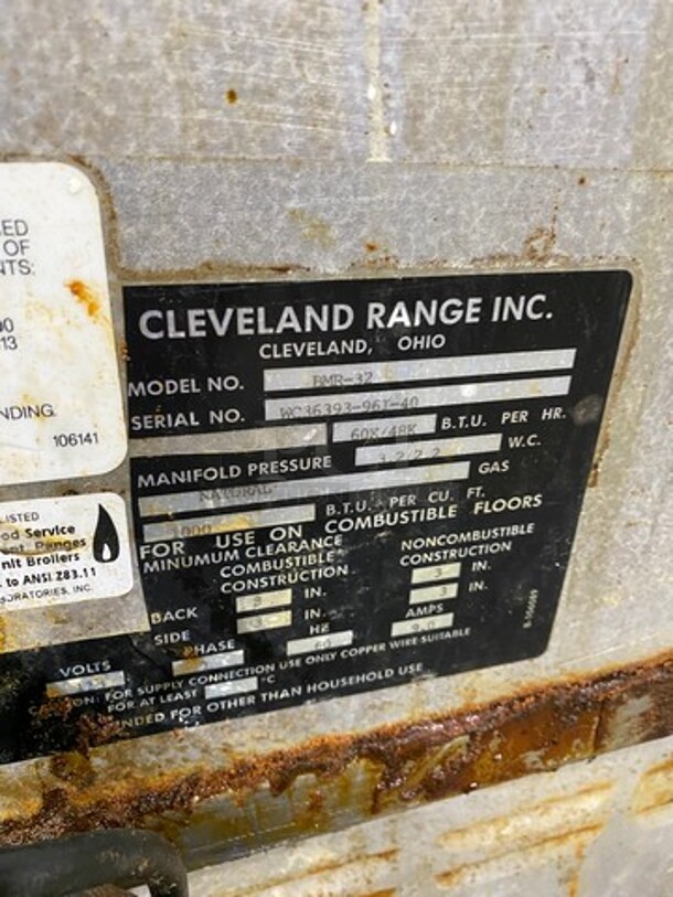 NICE! Cleveland Commercial Natural Gas Powered Rotisserie Convection Oven! All Stainless Steel! WORKING WHEN REMOVED! Model: BMR32 SN: WC3639396I40 - Image 5 of 11