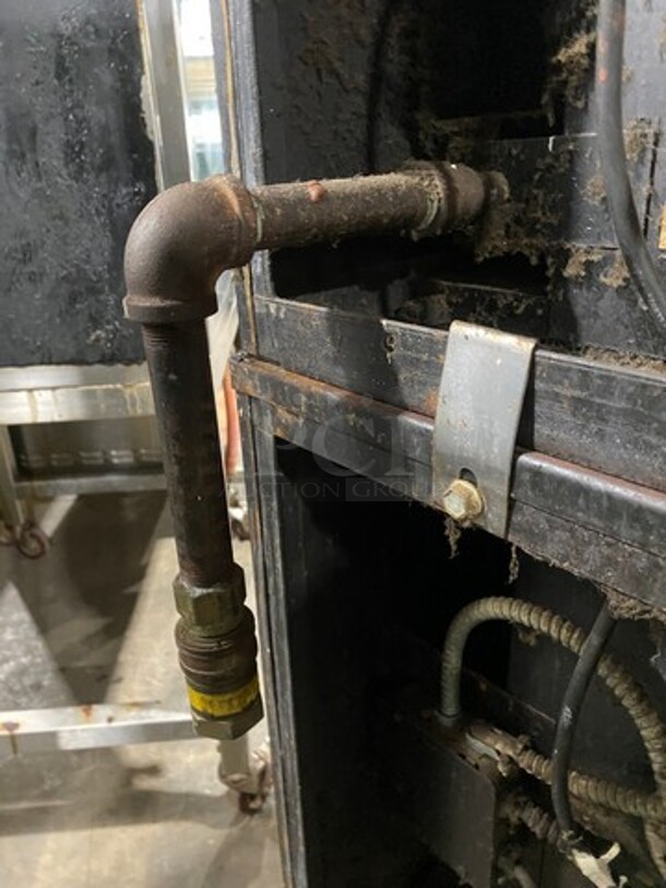 Blodgett Commercial Natural Gas Powered Double Deck Convection Oven! With View Through And Solid Doors! Metal Oven Racks! All Stainless Steel! On Casters! 2x Your Bid Makes One Unit! WORKING WHEN REMOVED! - Image 9 of 10