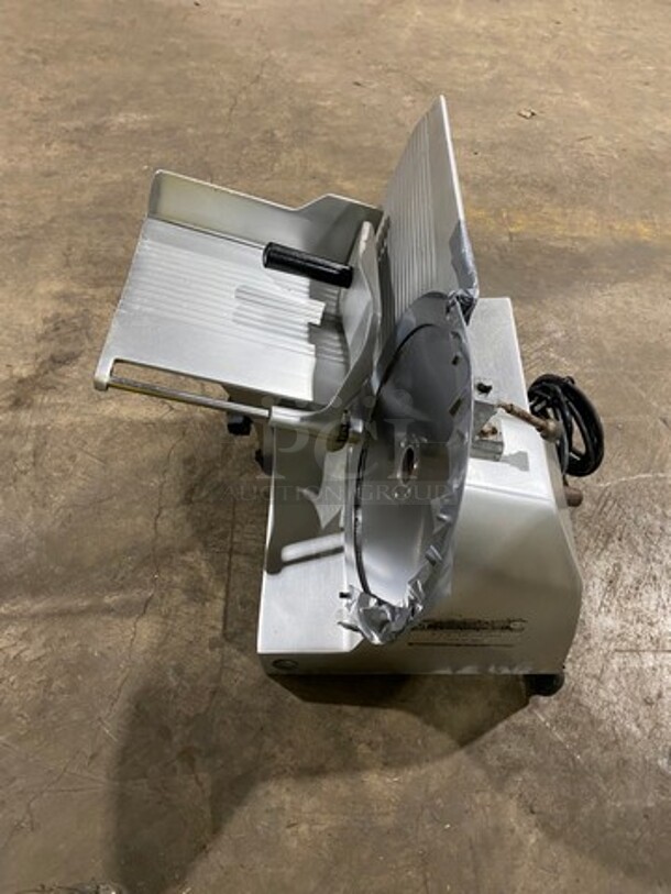 Chefmate Globe Commercial Countertop Deli/ Meat Slicer! All Stainless Steel! - Image 3 of 8