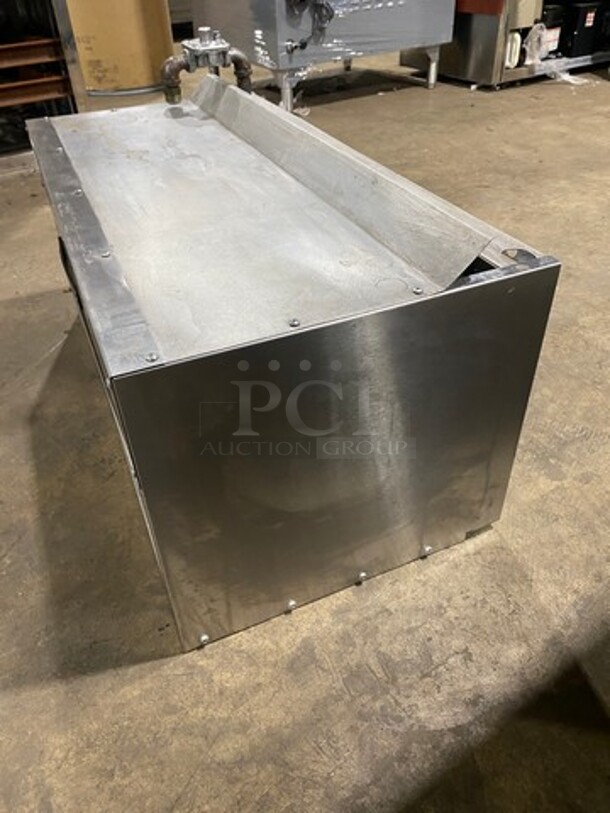 Bakers Pride Commercial Countertop Natural Gas Powered Salamander! All Stainless Steel! - Image 2 of 8