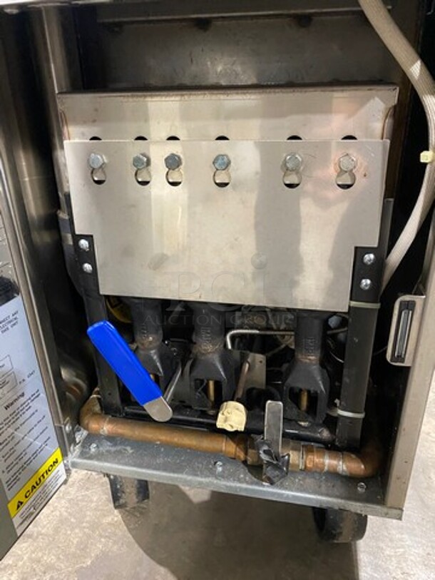 Imperial Commercial Natural Gas Powered Commercial Pasta Cooker/Rethermalizer! With Backsplash! All Stainless Steel! WORKING WHEN REMOVED! Model: IRT14GBM SN: 04256821 - Image 6 of 9