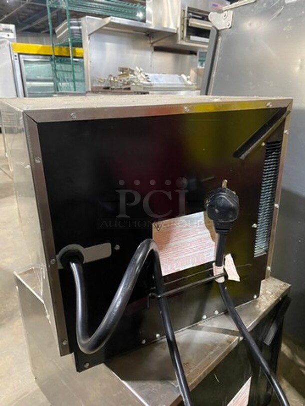 2018 Menumaster Commercial Countertop Microwave Oven! All Stainless Steel! WORKING WHEN REMOVED! Model: MRC30S2 SN: 1803140293 208/240V - Image 3 of 7