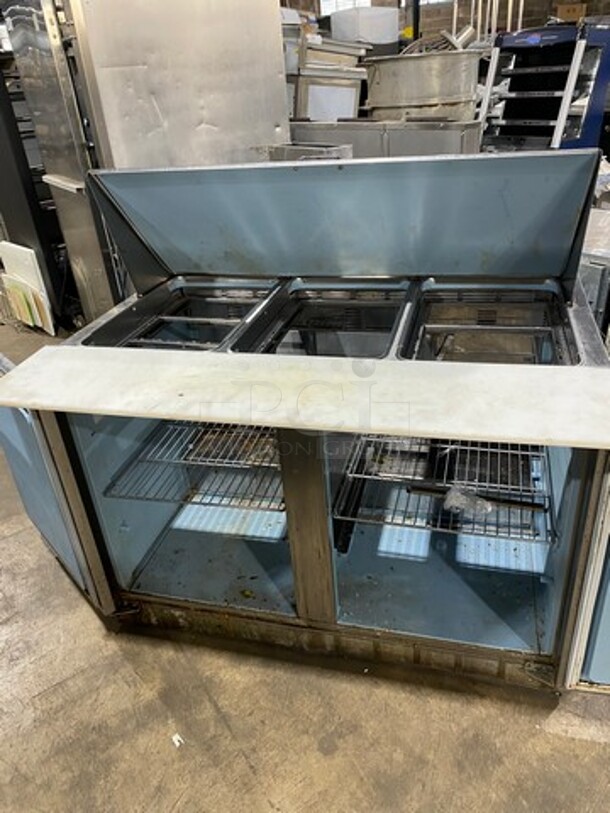 Delfield Manitowoc Commercial Refrigerated Sandwich Prep Table! With Commercial Cutting Board! With 2 Door Storage Space Underneath! All Stainless Steel! WORKING WHEN REMOVED! Model: 4448N18MA831 SN: 1610152002924 115V 60HZ 1 Phase - Image 5 of 9