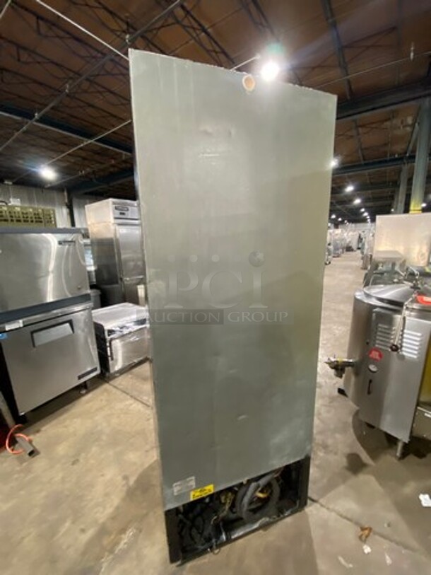 Imbera Commercial Single Door Reach In Cooler Merchandiser! With View Through Door! Poly Coated Racks! Model: G319 SN: 534120506016 115V 60HZ 1 Phase - Image 4 of 8