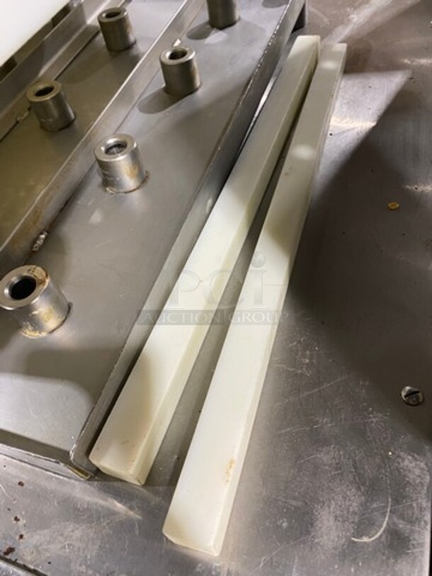 Perforated Cutting Board! - Image 3 of 4