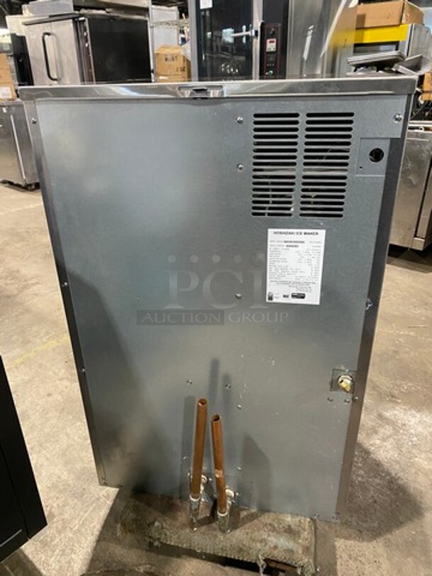 Hoshizaki Commercial Countertop Ice Maker/Dispenser And Water Dispenser! All Stainless Steel! Model: DCM500BAH SN: D04989F 115/120V 60HZ 1 Phase - Image 4 of 8