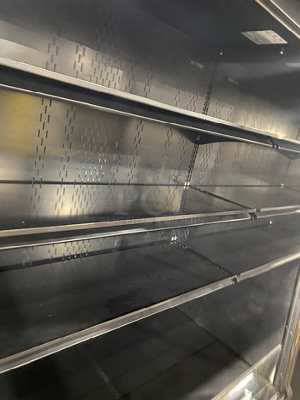Structural Concepts Oasis Commercial Refrigerated Open Grab-N-Go Case Merchandiser! With Front Cover! Model: CO47R SN: 0025410IQ254200 220V 60HZ 1 Phase - Image 5 of 8