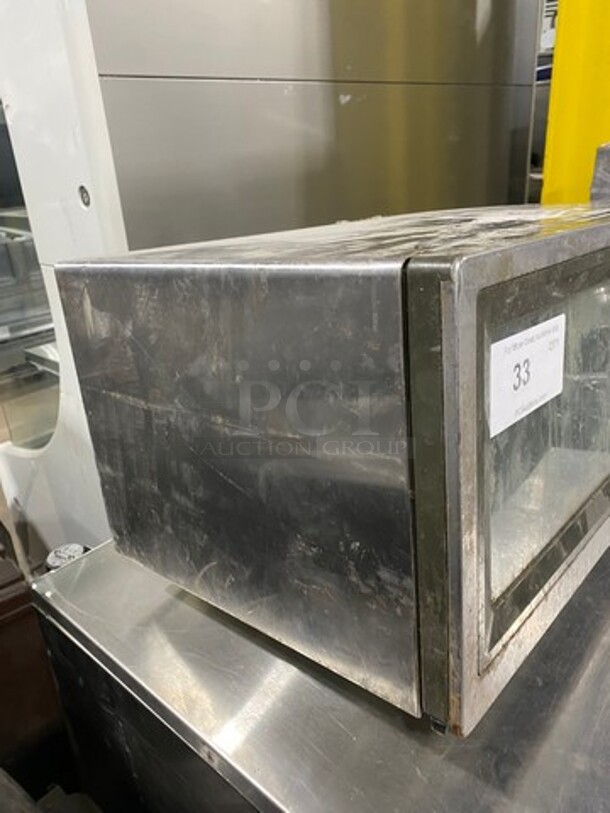 General Cooking Commercial Countertop Microwave Oven! Model: GEW1000D SN: 090000150400447 120V 1 Phase - Image 2 of 8