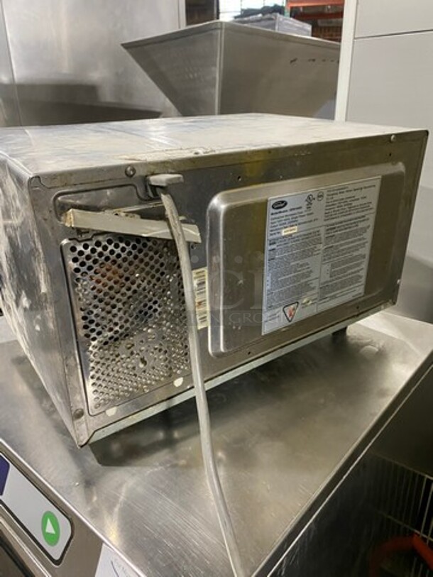 General Cooking Commercial Countertop Microwave Oven! Model: GEW1000D SN: 090000150400447 120V 1 Phase - Image 4 of 8
