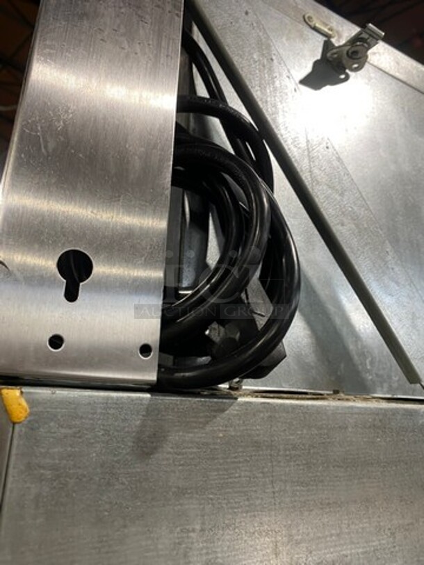 Victory Commercial Single Door Reach In Refrigerator! All Stainless Steel! On Legs! - Image 8 of 8