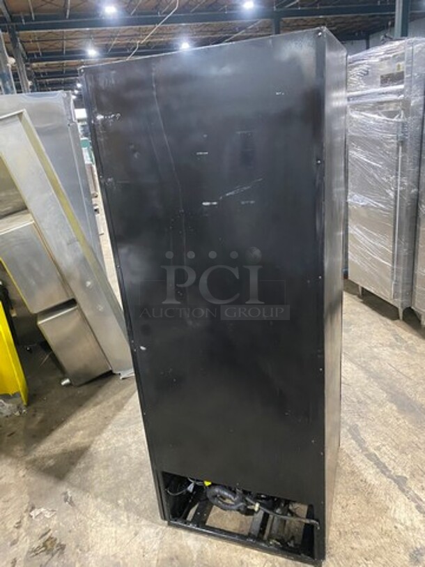 True Commercial Single Door Reach In Refrigerator Merchandiser! With View Through Door! Model: GDM26 SN: 2098506 115V 60HZ 1 Phase - Image 4 of 8