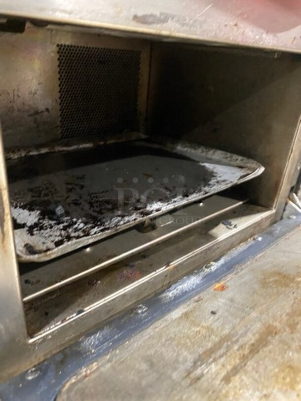 LATE MODEL! 2019 Turbo Chef Commercial Countertop Rapid Cook Oven! On Small Legs! Model: NGO SN: NGOD50243 208/240V 60HZ 1 Phase - Image 6 of 9