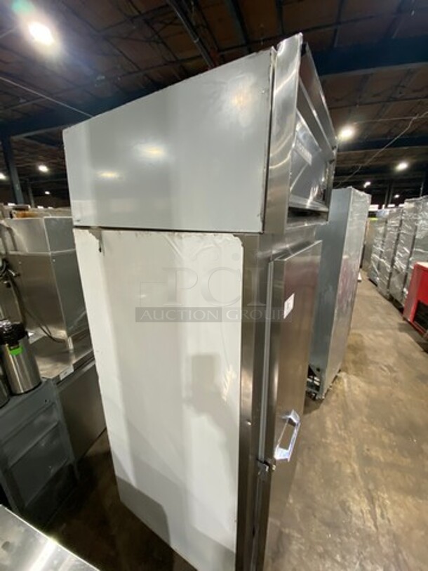 Victory Commercial Single Door Reach In Freezer! All Stainless Steel! On Legs! - Image 2 of 9